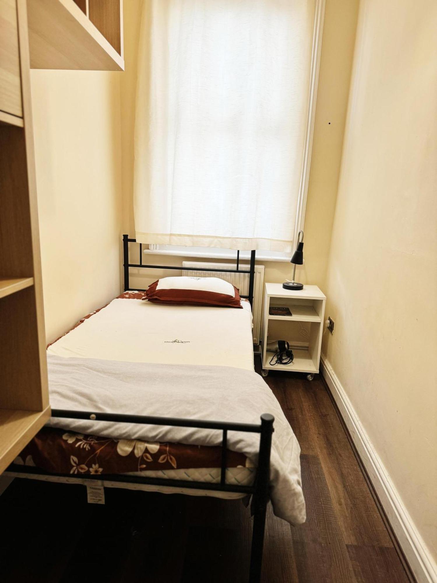 Nice And Pleasant Thornton Heath エクステリア 写真