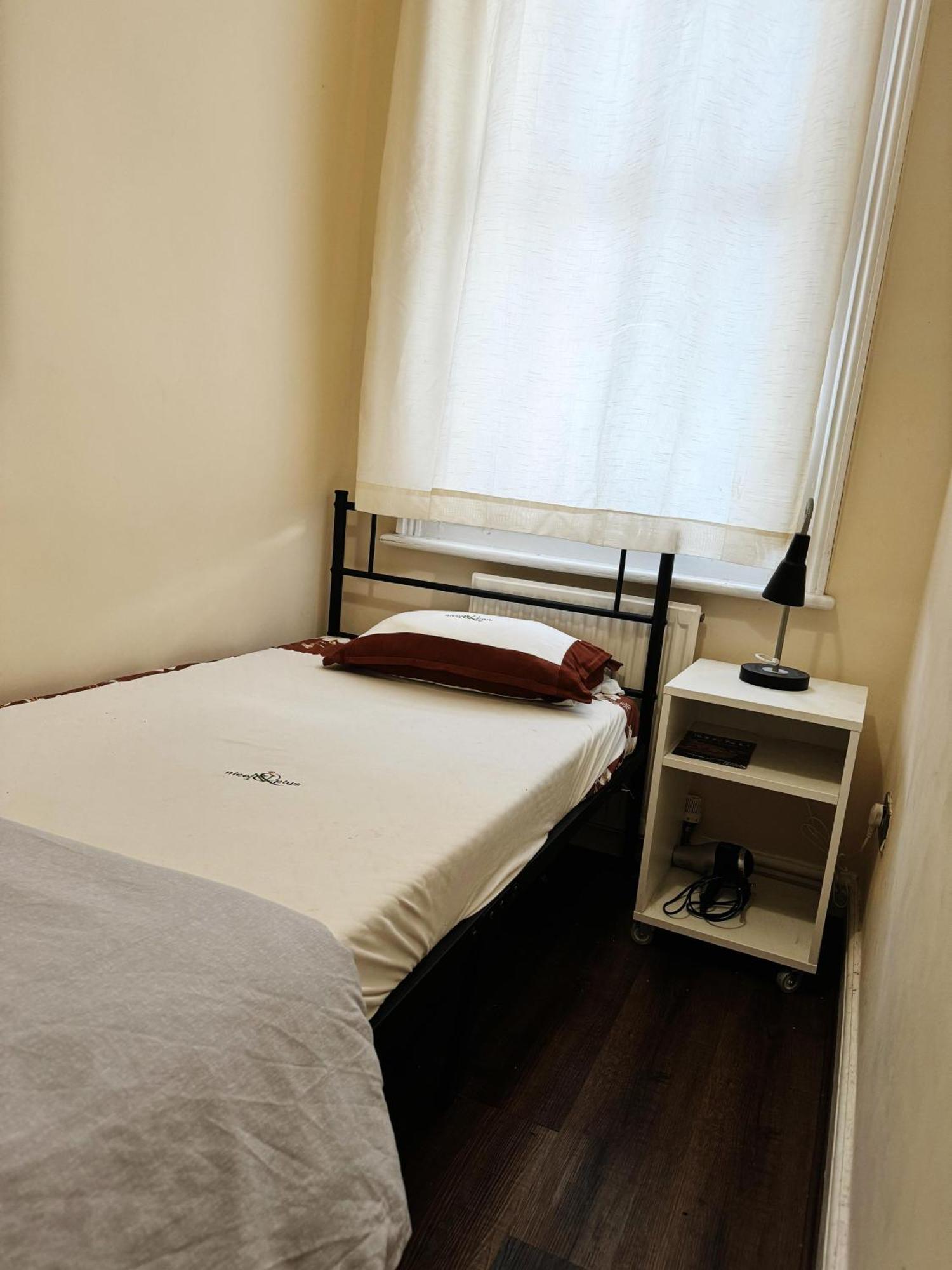 Nice And Pleasant Thornton Heath エクステリア 写真