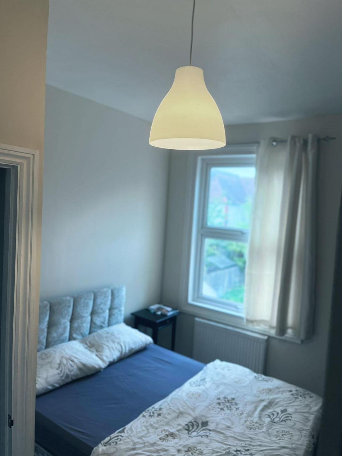 Nice And Pleasant Thornton Heath エクステリア 写真